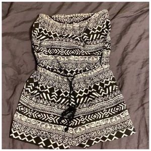 Strapless romper